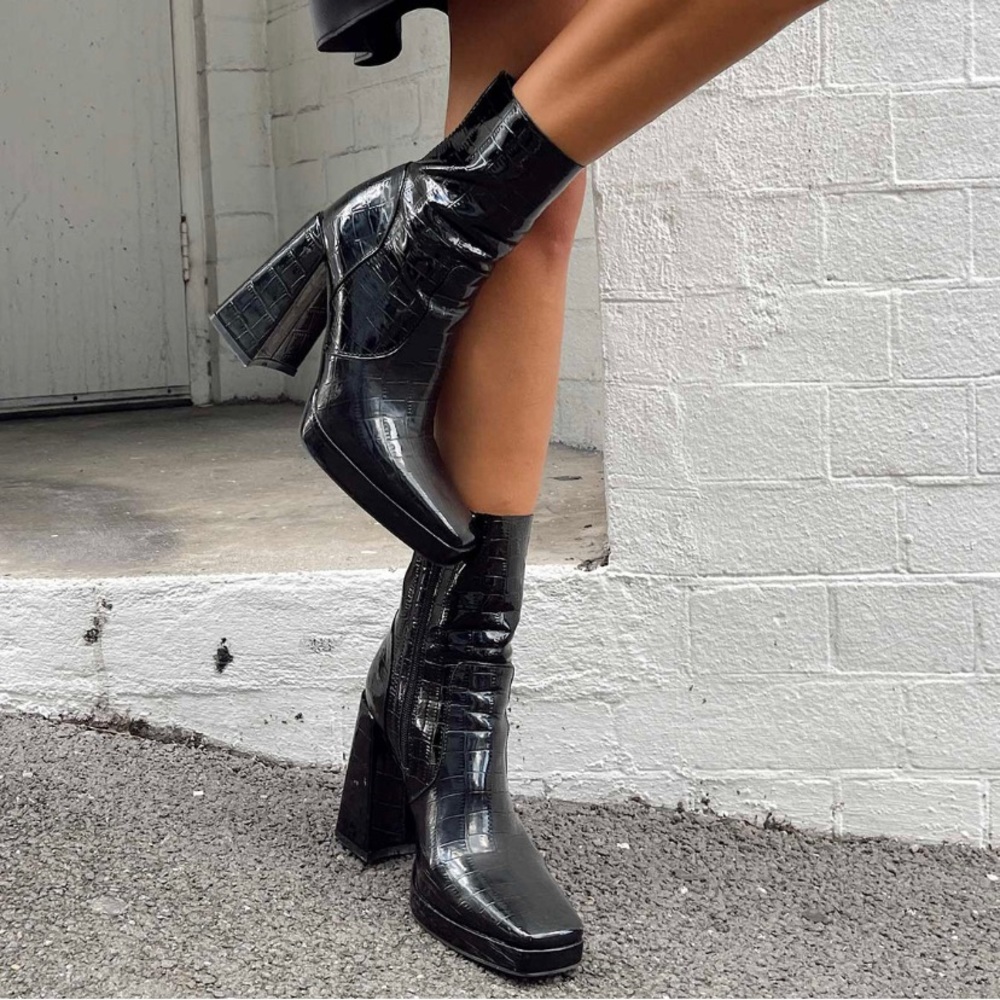Princess Polly boots